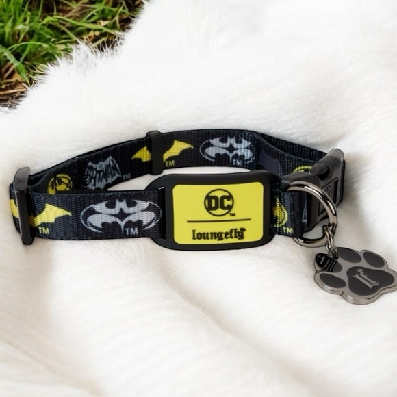 Loungefly DC Comics Batman Pet Collar MEDIUM NWT - Picture 1 of 4